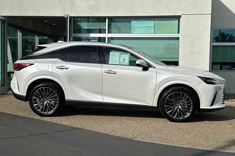 2025 Lexus RX 450h+ Luxury JTJCJMGA9S2031493