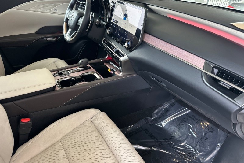 2025 Lexus RX 450h+ Luxury JTJCJMGA9S2031493