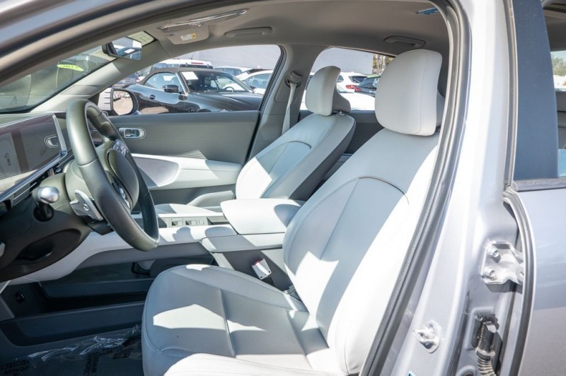 2023 Hyundai IONIQ 6 SEL KMHM34AC8PA043994