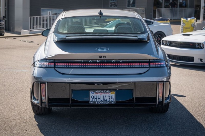 2023 Hyundai IONIQ 6 SEL KMHM34AC8PA043994