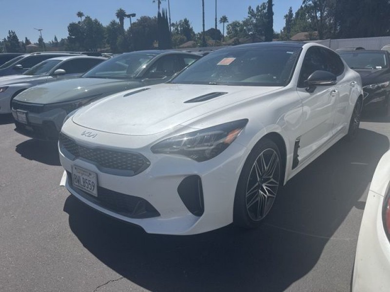 2022 Kia Stinger GT1 KNAE45LC7N6101891