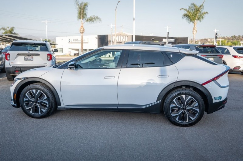 2024 Kia EV6 Light KNDC34LA0R5224823