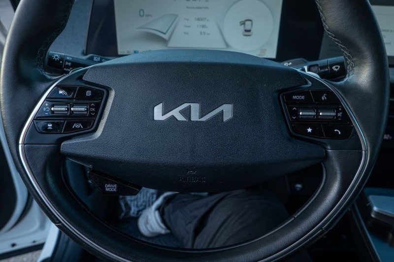 2024 Kia EV6 Light KNDC34LA0R5224823