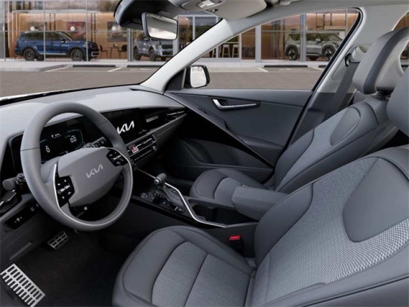 2025 Kia Niro EX Touring KNDCR3LE7S5282297