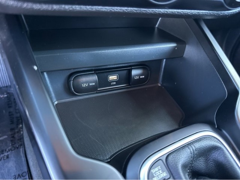 2023 Kia Soul LX KNDJ23AU5P7855666