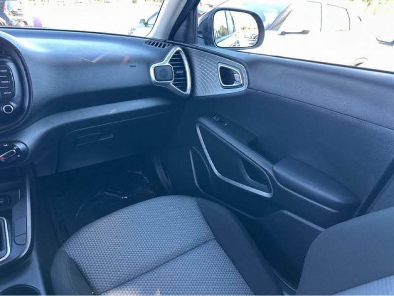 2023 Kia Soul LX KNDJ23AU5P7855666