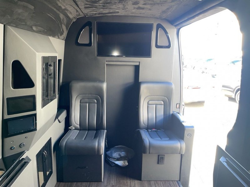 2022 Mercedes-Benz Sprinter 2500 Cargo 170 WB W1X4EDHY9NT101080