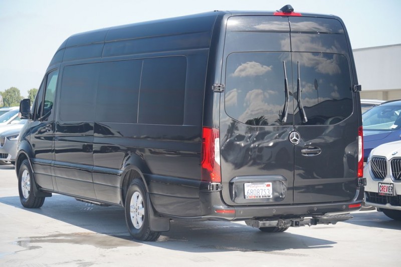 2022 Mercedes-Benz Sprinter 2500 Cargo 170 WB W1X4EDHY9NT101080