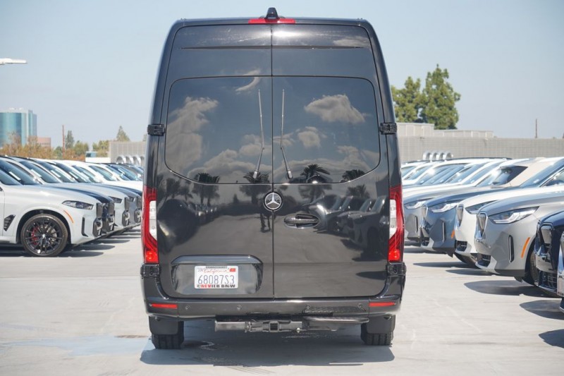 2022 Mercedes-Benz Sprinter 2500 Cargo 170 WB W1X4EDHY9NT101080