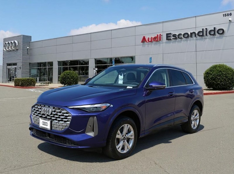 2025 Audi Q5  WA11AAGU7S2112280