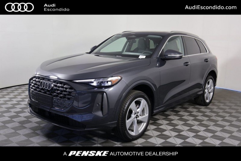 2025 Audi Q5  WA12AAGU9S2043144