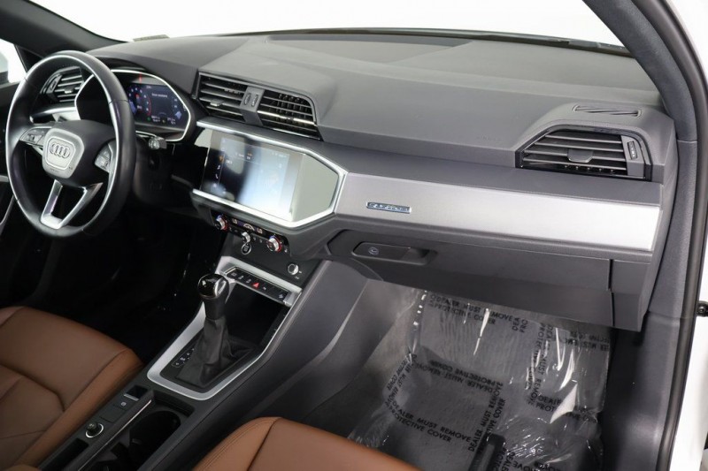 2021 Audi Q3 Premium WA1AUCF38M1146300