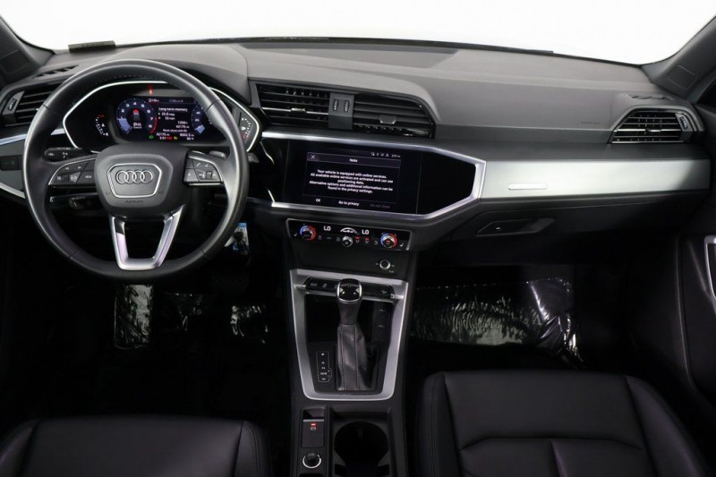 2022 Audi Q3 Premium WA1DECF35N1148355