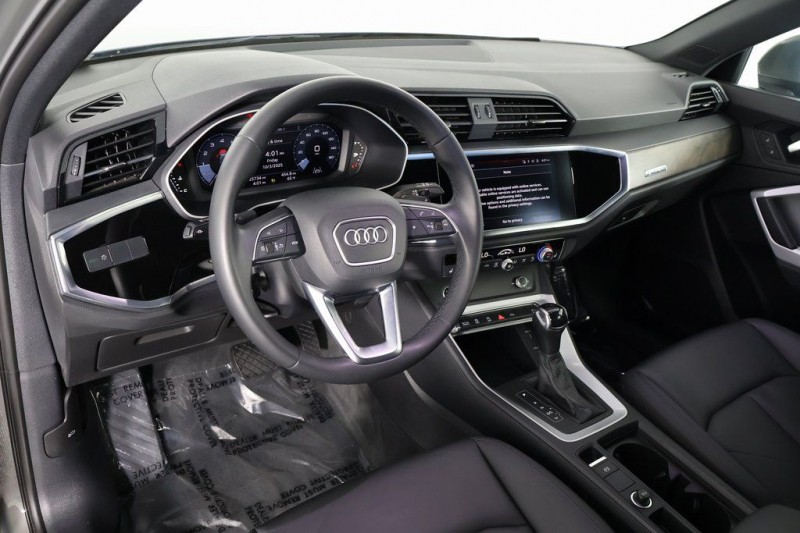 2022 Audi Q3 Premium WA1DECF3XN1086418