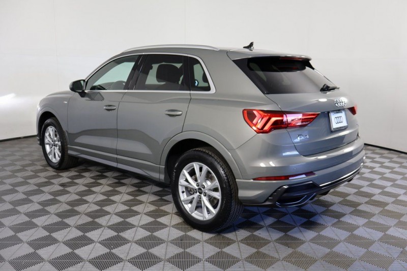 2022 Audi Q3 Premium WA1DECF3XN1086418