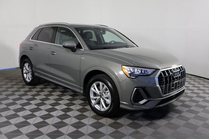 2022 Audi Q3 Premium WA1DECF3XN1086418