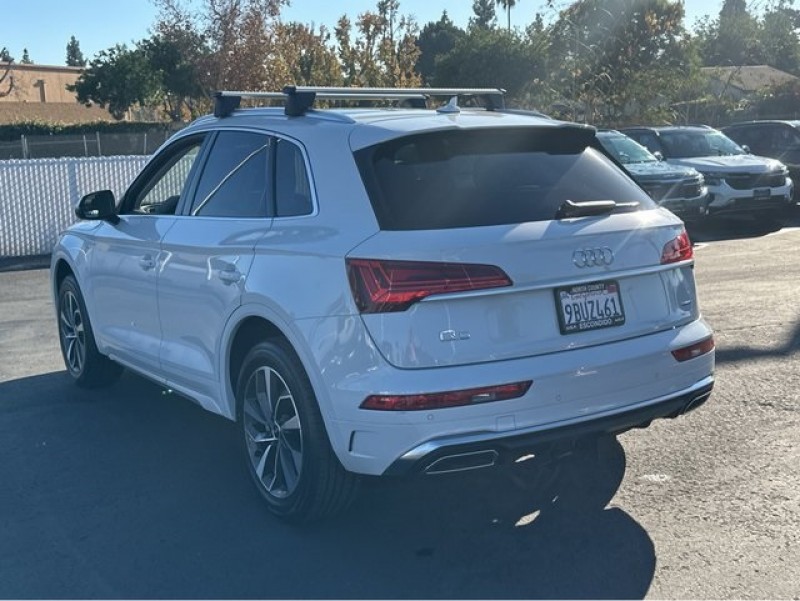 2022 Audi Q5 S line Premium Plus 45 TFSI quattro WA1EAAFY2N2121012