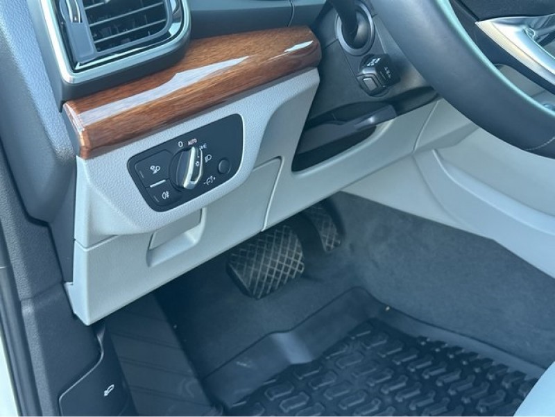 2022 Audi Q5 S line Premium Plus 45 TFSI quattro WA1EAAFY2N2121012