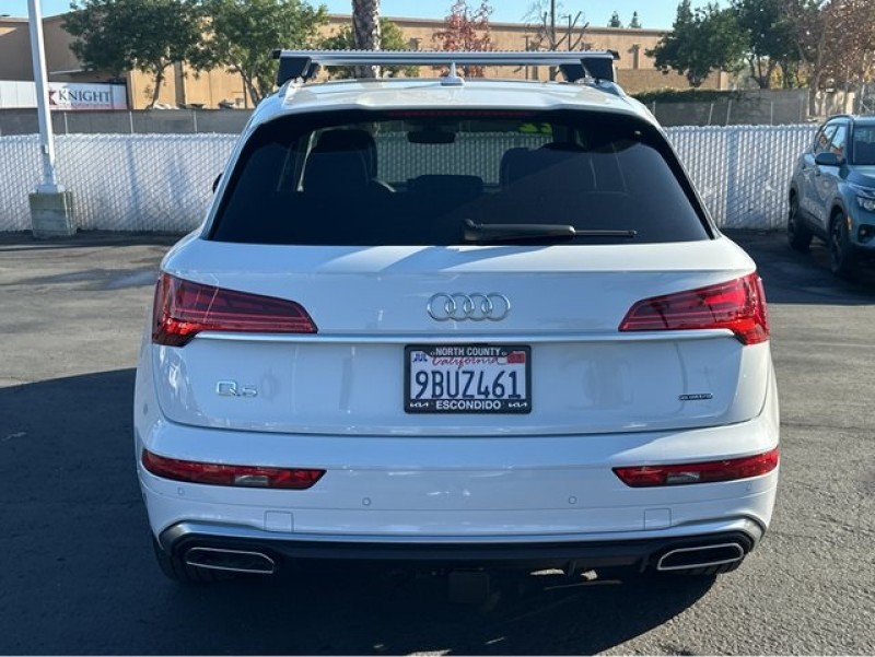 2022 Audi Q5 S line Premium Plus 45 TFSI quattro WA1EAAFY2N2121012