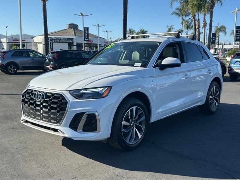2022 Audi Q5 S line Premium Plus 45 TFSI quattro WA1EAAFY2N2121012