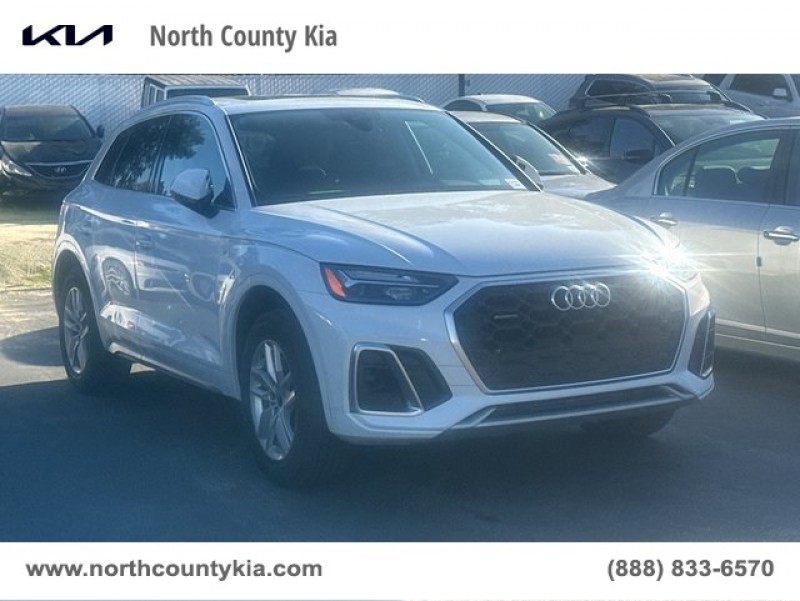 2023 Audi Q5 Premium's photo