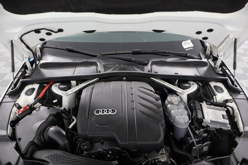 2022 Audi A4 40 Premium WAUABAF40NN003177