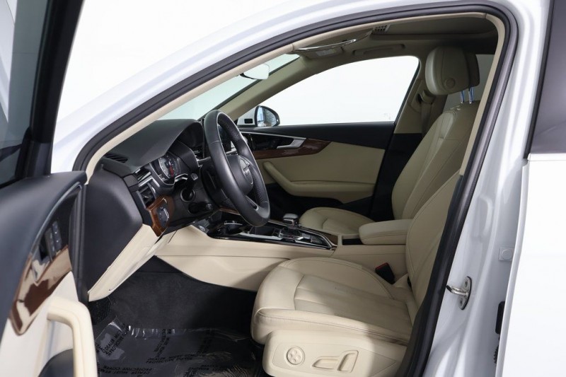 2022 Audi A4 40 Premium WAUABAF40NN003177