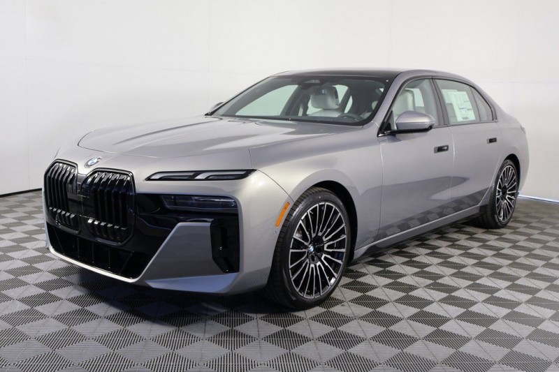 2026 BMW 7 Series 740i WBA23EH03TCW42682