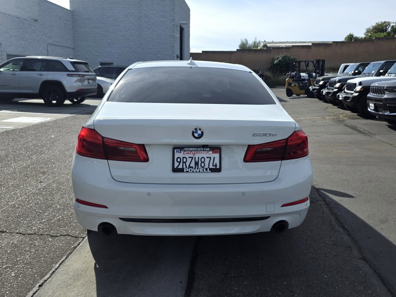 2020 BMW 5 Series 530e iPerformance WBAJA9C05LCD42628