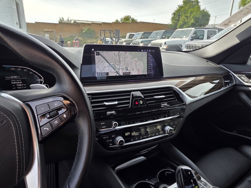 2020 BMW 5 Series 530e iPerformance WBAJA9C05LCD42628