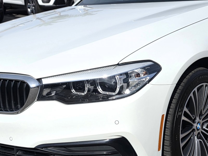 2020 BMW 5 Series 530e iPerformance WBAJA9C05LCD42628