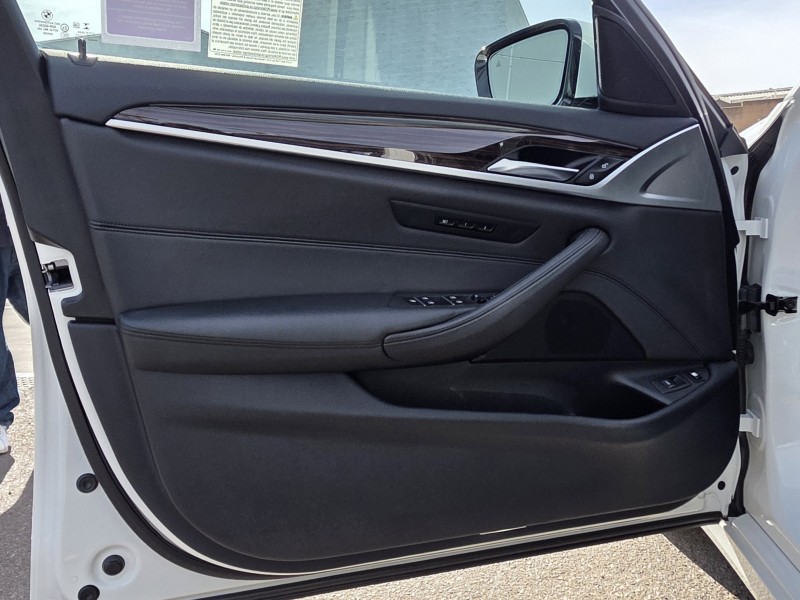 2020 BMW 5 Series 530e iPerformance WBAJA9C05LCD42628