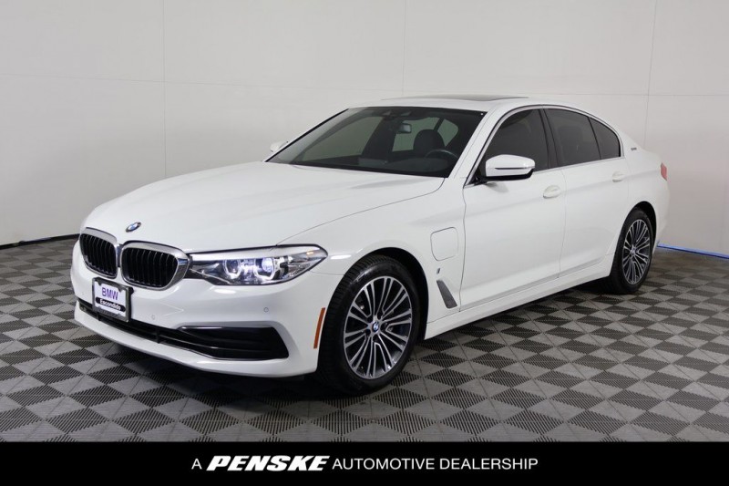2019 BMW 5 Series 530e iPerformance WBAJA9C51KB399793