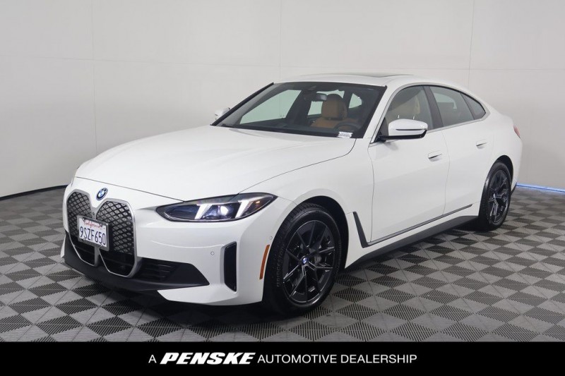 2025 BMW i4 eDrive40 WBY23HD00SFU11650