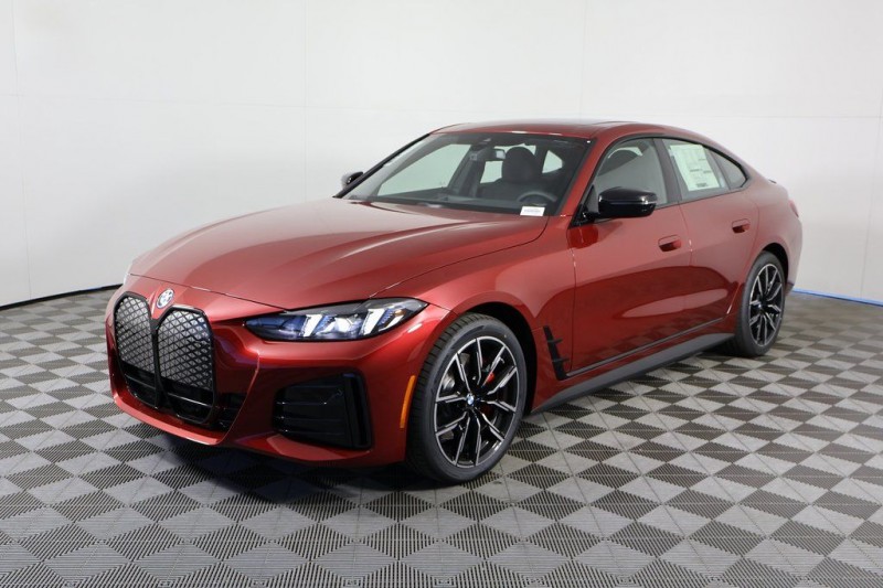 2025 BMW i4 eDrive40 WBY23HD05SFV72639