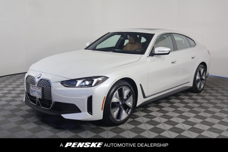 2025 BMW i4 eDrive40 WBY23HD07SFT98590
