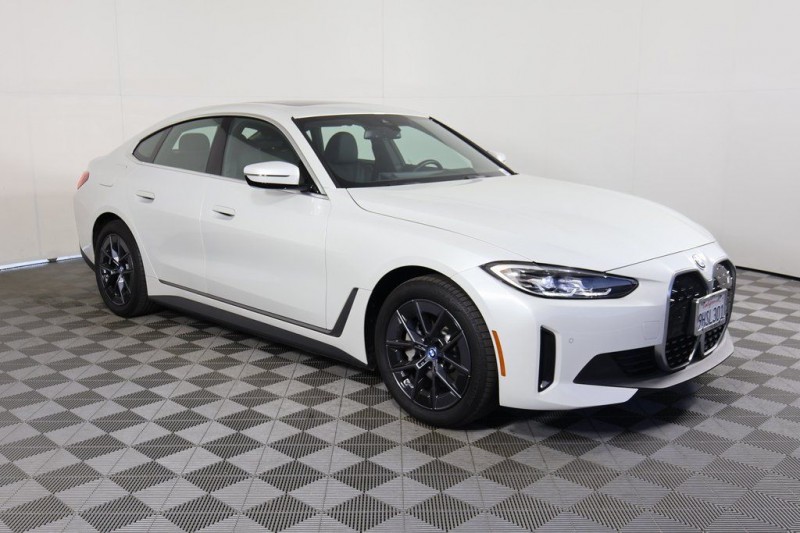 2024 BMW i4 eDrive35 WBY43AW04RFR60131