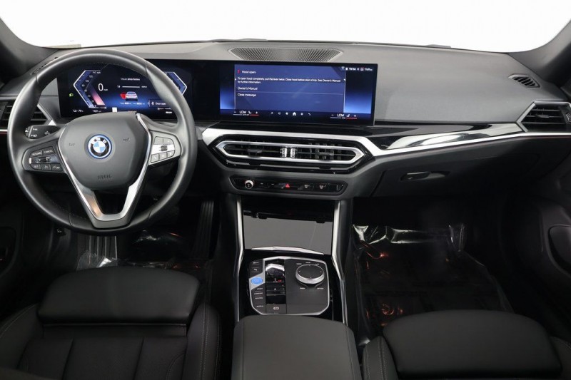 2024 BMW i4 eDrive35 WBY43AW04RFR60131