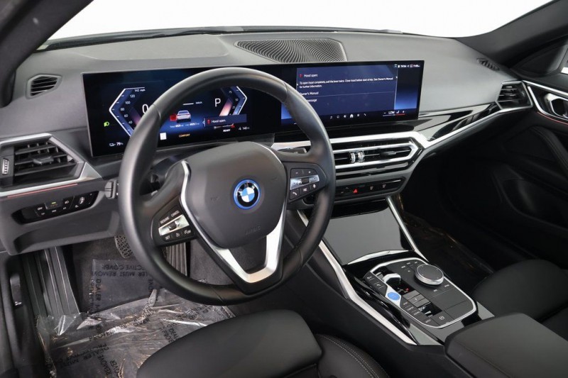 2024 BMW i4 eDrive35 WBY43AW04RFR60131