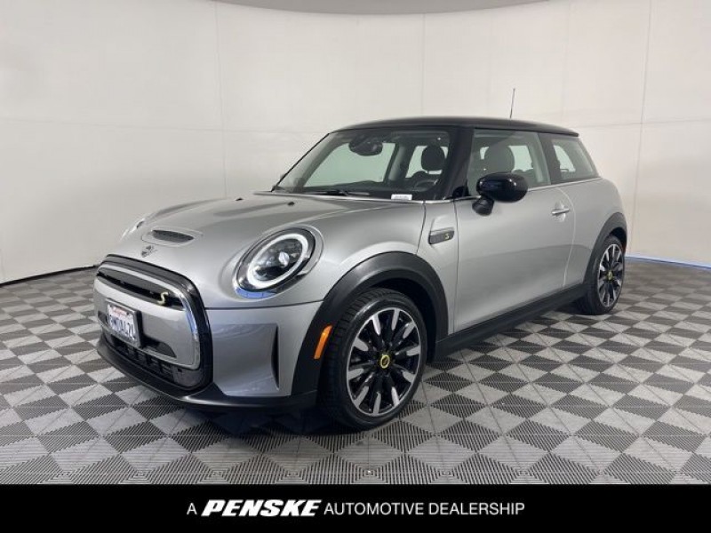 2024 MINI Cooper SE Electric  WMW13DJ0XR2V91406