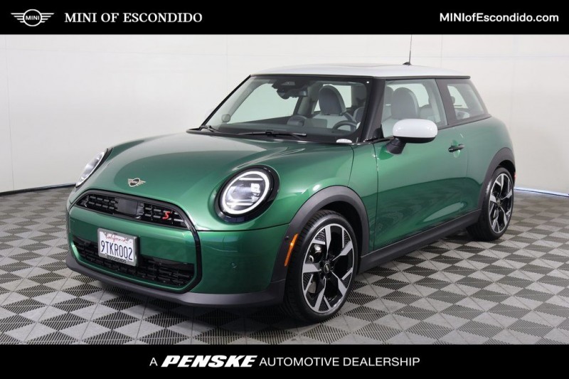 2025 MINI Cooper S  WMW23GD04S2W15724