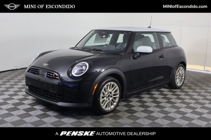 2026 MINI Cooper S  WMW23GD07T2X68132