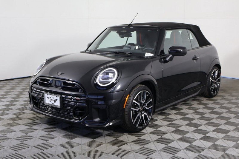 2026 MINI Cooper S  WMW23GX04T2X66883