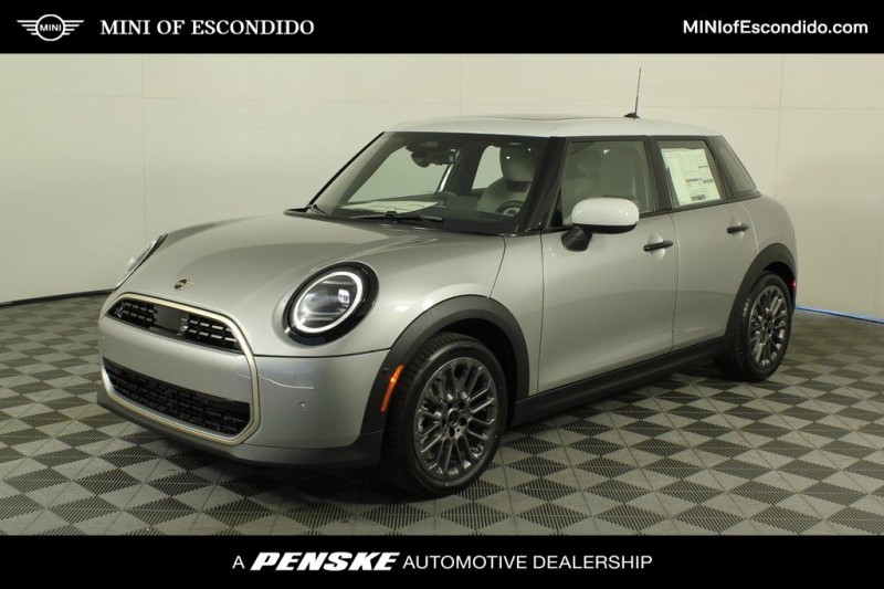 2025 MINI Cooper 4 Door Hardtop Signature Plus WMW43GD06S2X57761