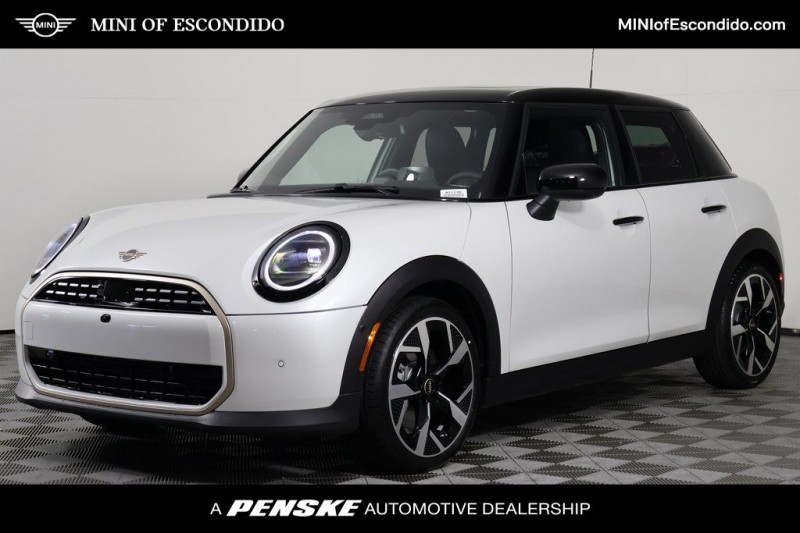 2026 MINI Cooper  WMW43GD0XT2X81384