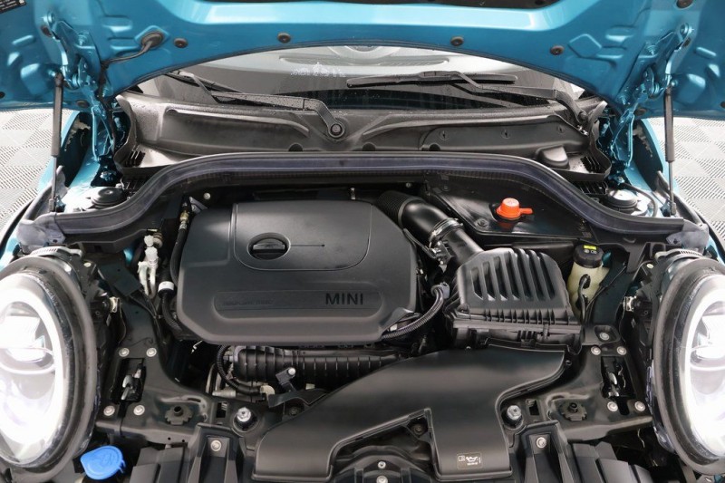 2021 MINI Cooper  WMWWJ3C04M3M37439