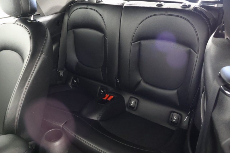 2021 MINI Cooper  WMWWJ3C04M3M37439