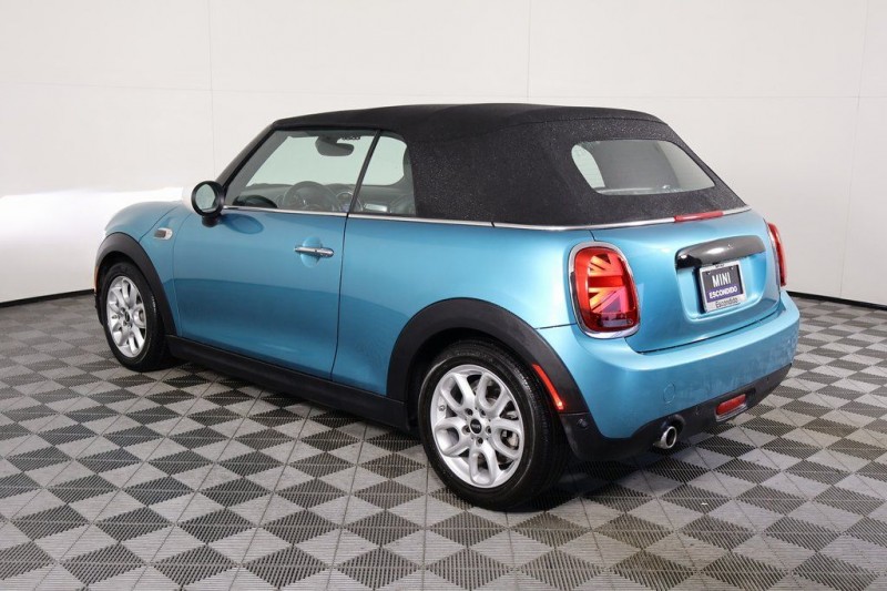 2021 MINI Cooper  WMWWJ3C04M3M37439