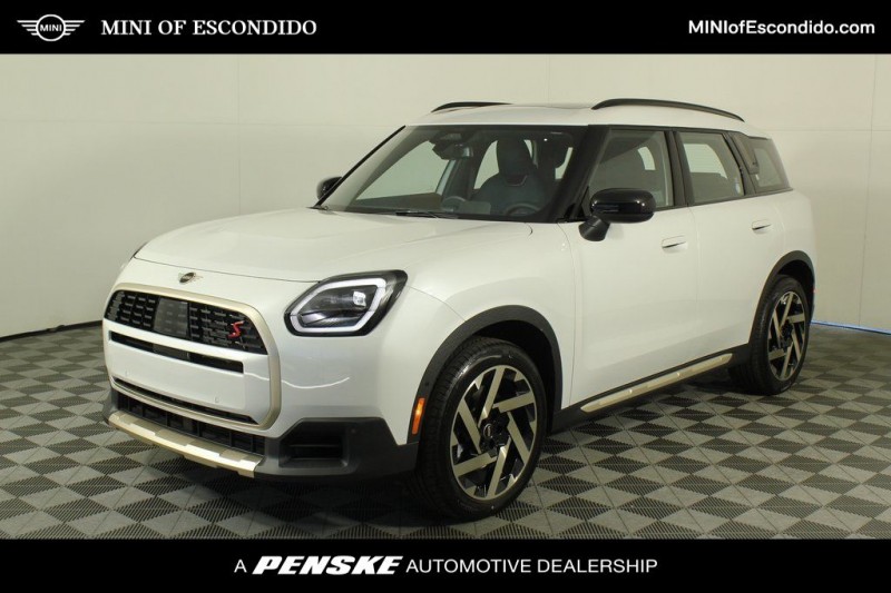 2025 MINI Countryman S All4 Signature Plus WMZ23GA03S7T58985