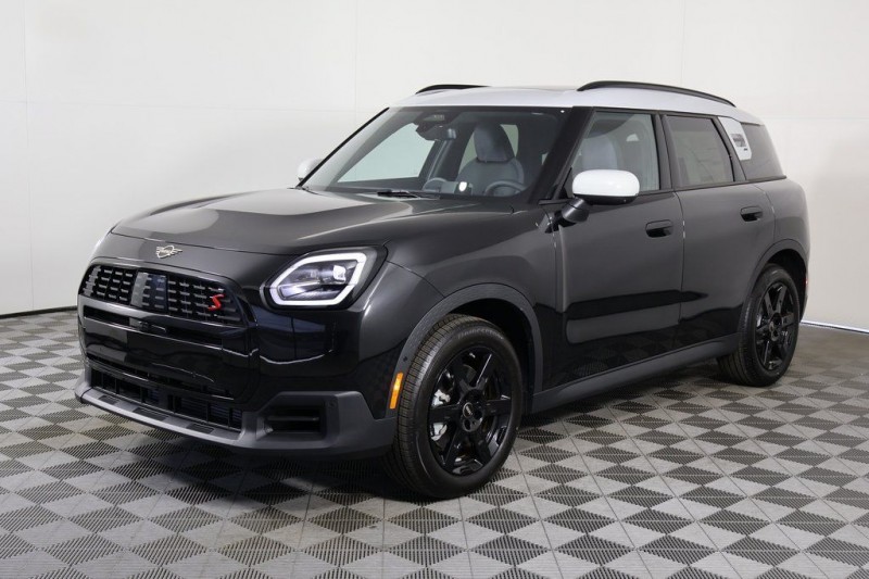 2026 MINI Cooper S Countryman  WMZ23GA03T7U10522